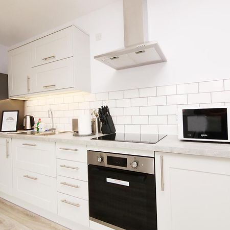 Apartment 46 Luna With Free Parking 요크 외부 사진