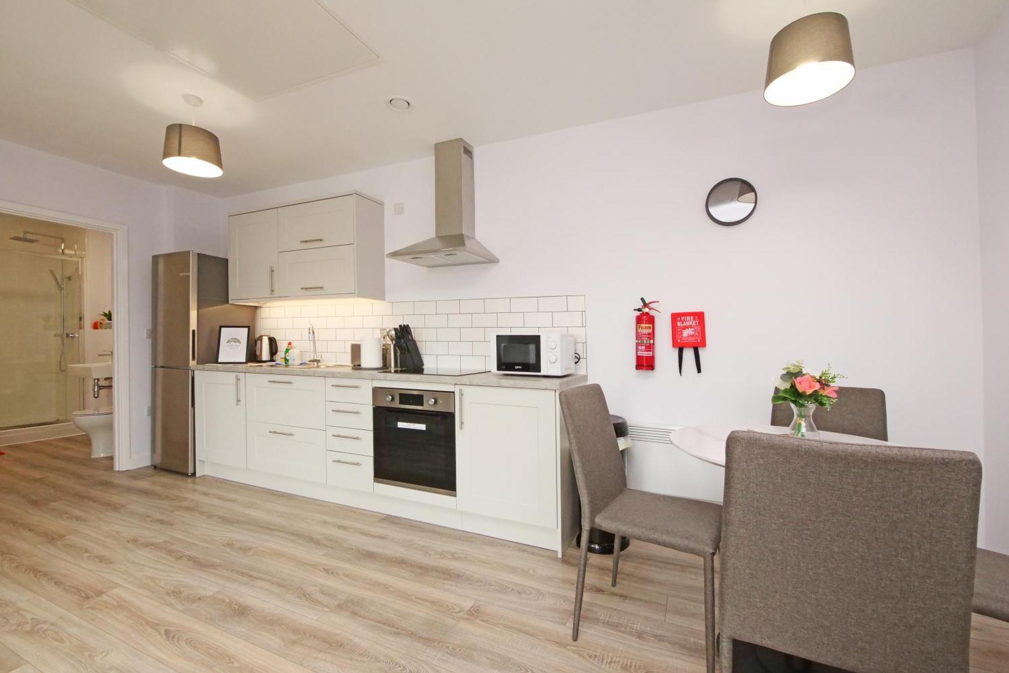 Apartment 46 Luna With Free Parking 요크 외부 사진